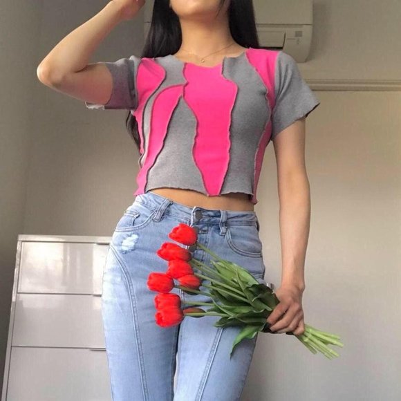Tops - Grey and pink crop top - XS-S